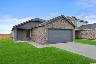 New construction Single-Family house 2068 Powell Pl, Converse, TX 78109 plan RC Manchester - image