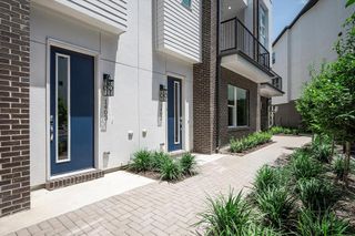 New construction Townhouse house 381 E Greenbriar Lane, Unit 1402, Dallas, TX 75203 - photo