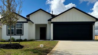 New construction Single-Family house 1121 Argonne Frst, Seguin, TX 78155 The Denton- photo