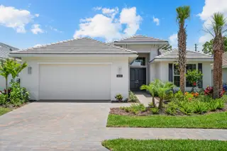 New construction Single-Family house 4121 Lucaya Pointe Wy, Vero Beach, FL 32967 - image