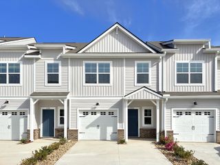 New construction Single-Family house 226 Crimson Tree Ct, Greenville, SC 29607 plan The Carson - image