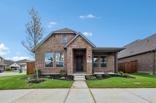New construction Single-Family house 1001 Western Hills Dr, Crowley, TX 76036 plan Lavender - Cottage Series - image