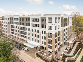 New construction Condo/Apt house 130 Cherokee Road, Unit 102, Charlotte, NC 28207 - photo