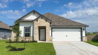 New construction Single-Family house 912 Legrand St, Brenham, TX 77833 plan Everett - image