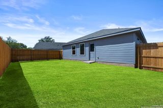 New construction Single-Family house 7307 Nessie Trl, San Antonio, TX 78227 plan Beckman - image