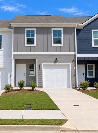 New construction Townhouse house 9474 Riverstone Rd, Unit LOT 94, Jonesboro, GA 30238 - image