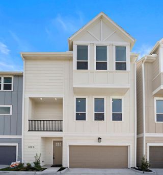 New construction Single-Family house 835 Elkhart St, Unit A, Houston, TX 77091 - image