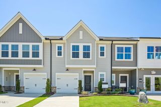 New construction Townhouse house 112 Barley Field Dr, Unit 116, Clayton, NC 27520 - image