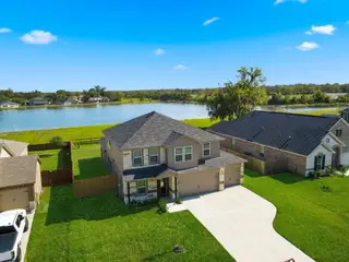 New construction Single-Family house 359 Twin Lakes Blvd, West Columbia, TX 77535 - image