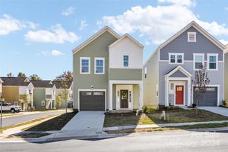 New construction Single-Family house 503 Kingsway Circle, Charlotte, NC 28214 - photo