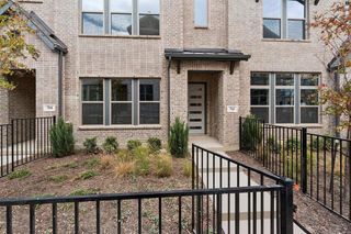 New construction Townhouse house 4839 Fuller Ct, Unit 703, Irving, TX 75038 plan The Lashbrook - image
