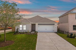 New construction Single-Family house 1950 Stargazer Ln, Angleton, TX 77515 plan Upton - image