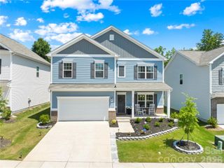 New construction Single-Family house 6230 Gala Ln, Charlotte, NC 28215 - image