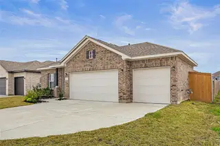 New construction Single-Family house 646 Escondido Dr, Dayton, TX 77535 plan Sabine - image