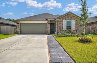 New construction Single-Family house 328 Amy St, Angleton, TX 77515 plan Caden - image
