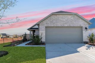 New construction Single-Family house 239 Bay Laurel Ct, Alvin, TX 77511 - image