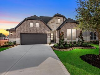 New construction Single-Family house 22626 Ruby Forest Rd, Tomball, TX 77377 plan Falcon - image