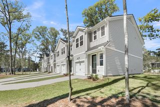 New construction Townhouse house 113 Berry Shoals Dr, Summerville, SC 29485 plan Chartwell - image