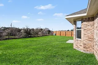 New construction Single-Family house 640 Greystone Ln, Angleton, TX 77515 plan 2320 - image