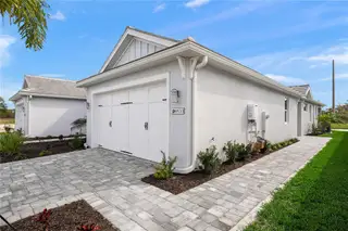 New construction Single-Family house 9533 Lunar Dove Ct, Sarasota, FL 34240 - image