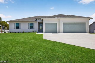 New construction Single-Family house 2701 Nw 1St Pl, Cape Coral, FL 33993 plan The Bluewater Cove - image