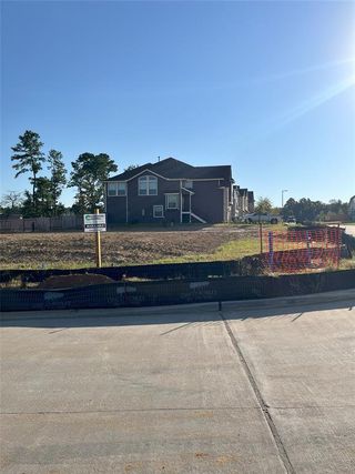 New construction Single-Family house 204 Cider Gum Place, Montgomery, TX 77316 Enclave – Villas	- photo