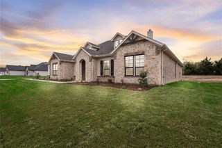 New construction  house 1010 Julian Dr, Van Alstyne, TX 75495 plan Cedar Sage - image