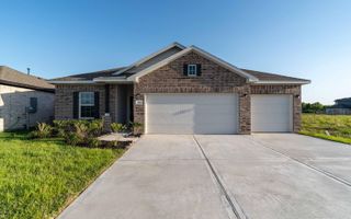 New construction Single-Family house 646 Escondido Dr, Dayton, TX 77535 plan Sabine - image