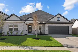 New construction Single-Family house 3222 Emerald Hills Dr, Angleton, TX 77515 - image