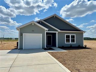 New construction Single-Family house 2203 Nahunta Rd, Pikeville, NC 27863 plan Embark - Single Family Homes - image