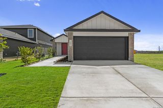 New construction Single-Family house 16023 Mahogany Wy, Elmendorf, TX 78112 plan The Estero - image