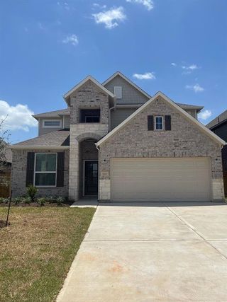 New construction Single-Family house 32607 Dew Crest Street, Fulshear, TX 77423 - photo