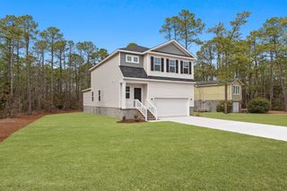 New construction Single-Family house 717 Helm Dr, New Bern, NC 28560 plan Givens - image