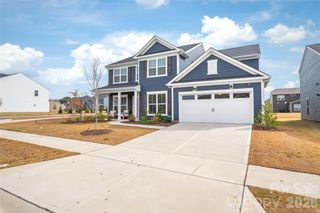 New construction Single-Family house 12205 Hollinhope Dr, Charlotte, NC 28278 - image