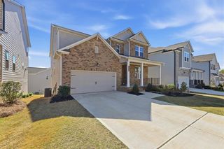 New construction Single-Family house 3939 Alderstone Dr, Flowery Branch, GA 30542 plan Sumner - image