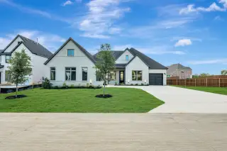 New construction Single-Family house 2111 Lakeside Dr, Lakewood Village, TX 75068 plan The Dabney - image