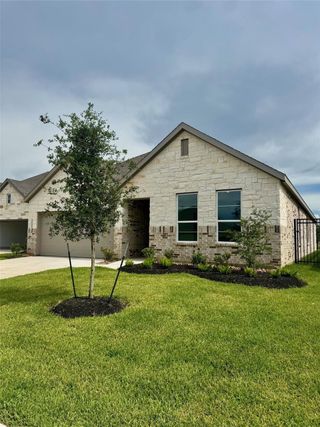 New construction Single-Family house 3005 Paradise Capri Dr, Katy, TX 77493 plan McCartney - image