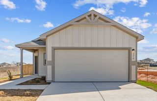 New construction Single-Family house 174 Green Berets Bnd, Jarrell, TX 76537 plan Adams - image