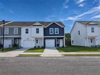 New construction Townhouse house 9444 Maple Grove Ln, Unit LOT 60, Jonesboro, GA 30238 - image