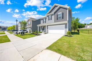New construction Single-Family house 8131 Jonagold Ln, Charlotte, NC 28215 - image
