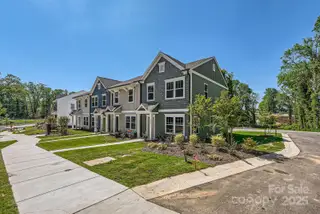 New construction Townhouse house 3015 Howell Mill Rd, Charlotte, NC 28208 - image