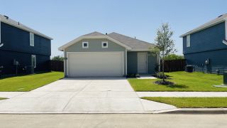 New construction Single-Family house 4232 Woodhill Bend Dr, Fort Worth, TX 76036 plan Caprock - image