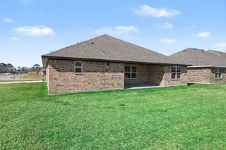 New construction  house 18 Gemstone Ct, Angleton, TX 77515 plan 2316 - image