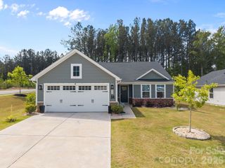 New construction Single-Family house 439 Grandiflora Ave, Lancaster, SC 29720 - image