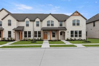 New construction Townhouse house 4603 Avion Dr, Sanger, TX 76266 - image