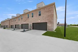 New construction Townhouse house 5700 Lakeview Dr, Watauga, TX 76148 plan Clemson - image