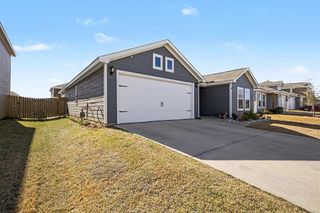 New construction Single-Family house 1316 Redpine Dr, Fort Worth, TX 76140 - image