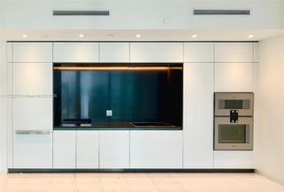 New construction Condo house 300 Biscayne Blvd Wy, Unit 3608W, Miami, FL 33131 - image