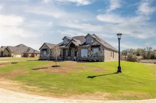 New construction Single-Family house 400 Persimmon Ct, Weatherford, TX 76085 - image