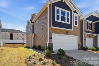 New construction Townhouse house 7025 Cerris Dr, Charlotte, NC 28269 - image